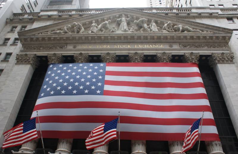 Institutional financial market epicenter adopting digital asset risk frameworks and digital debt benchmarks