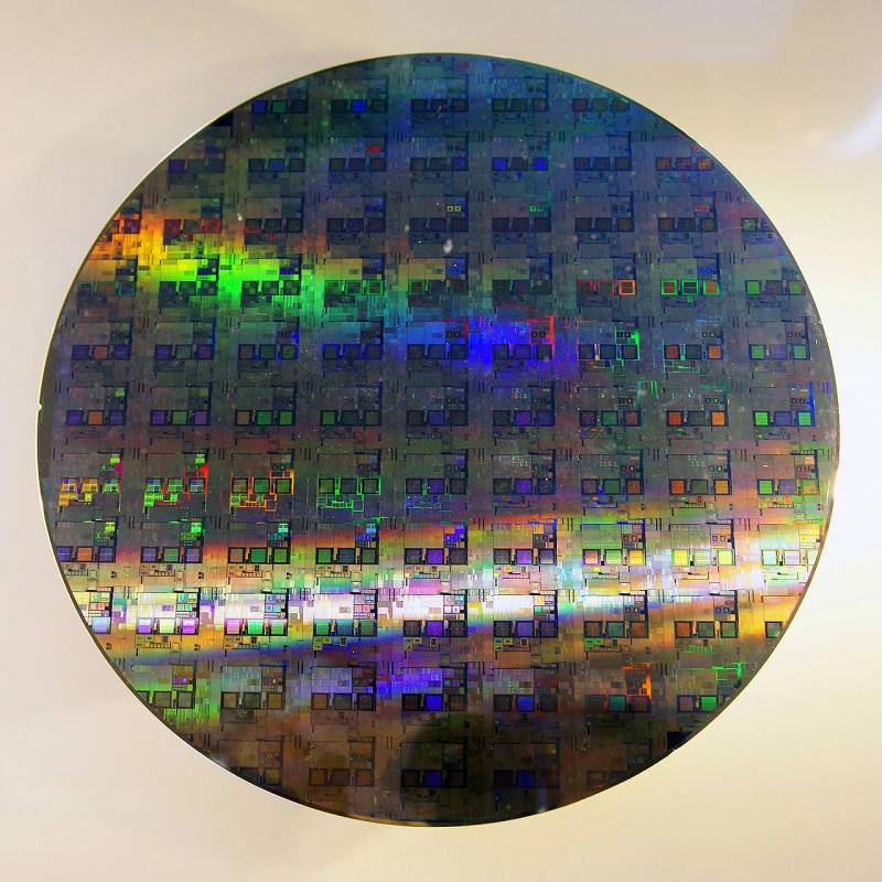 12-inch Silicon Wafer for Advanced Semiconductor Fabrication.